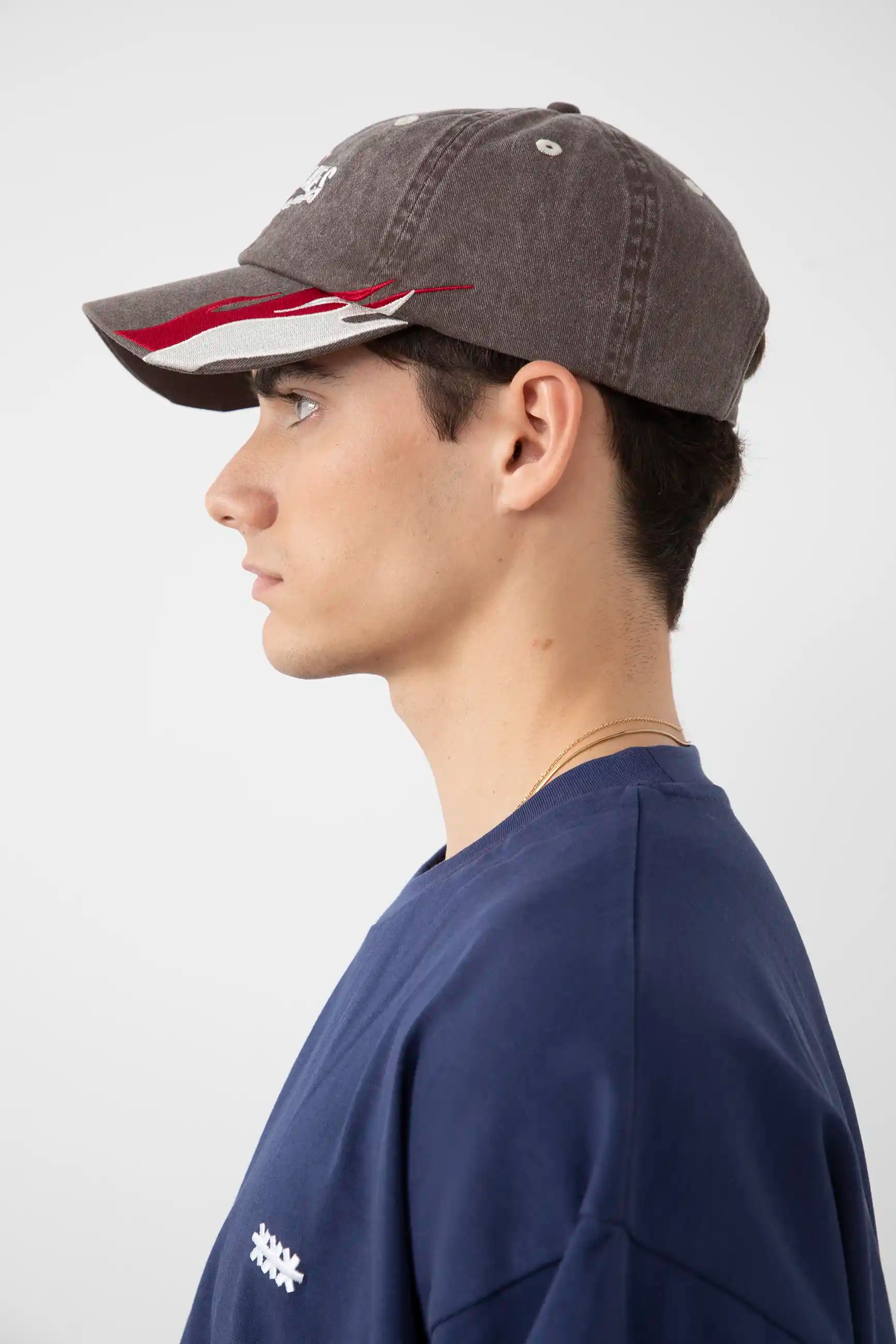 BROWN FLAMES CAP
