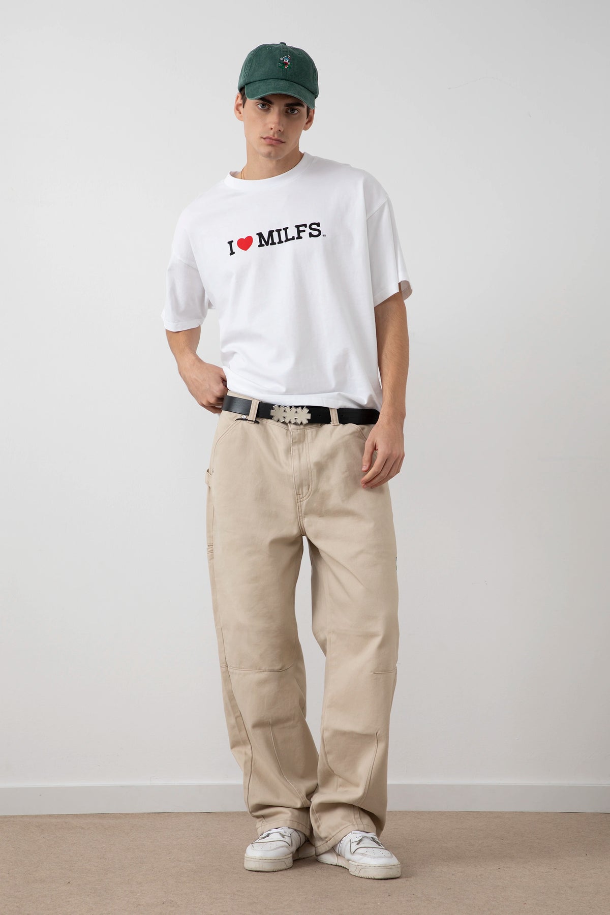 SOUVENIR TEE WHITE