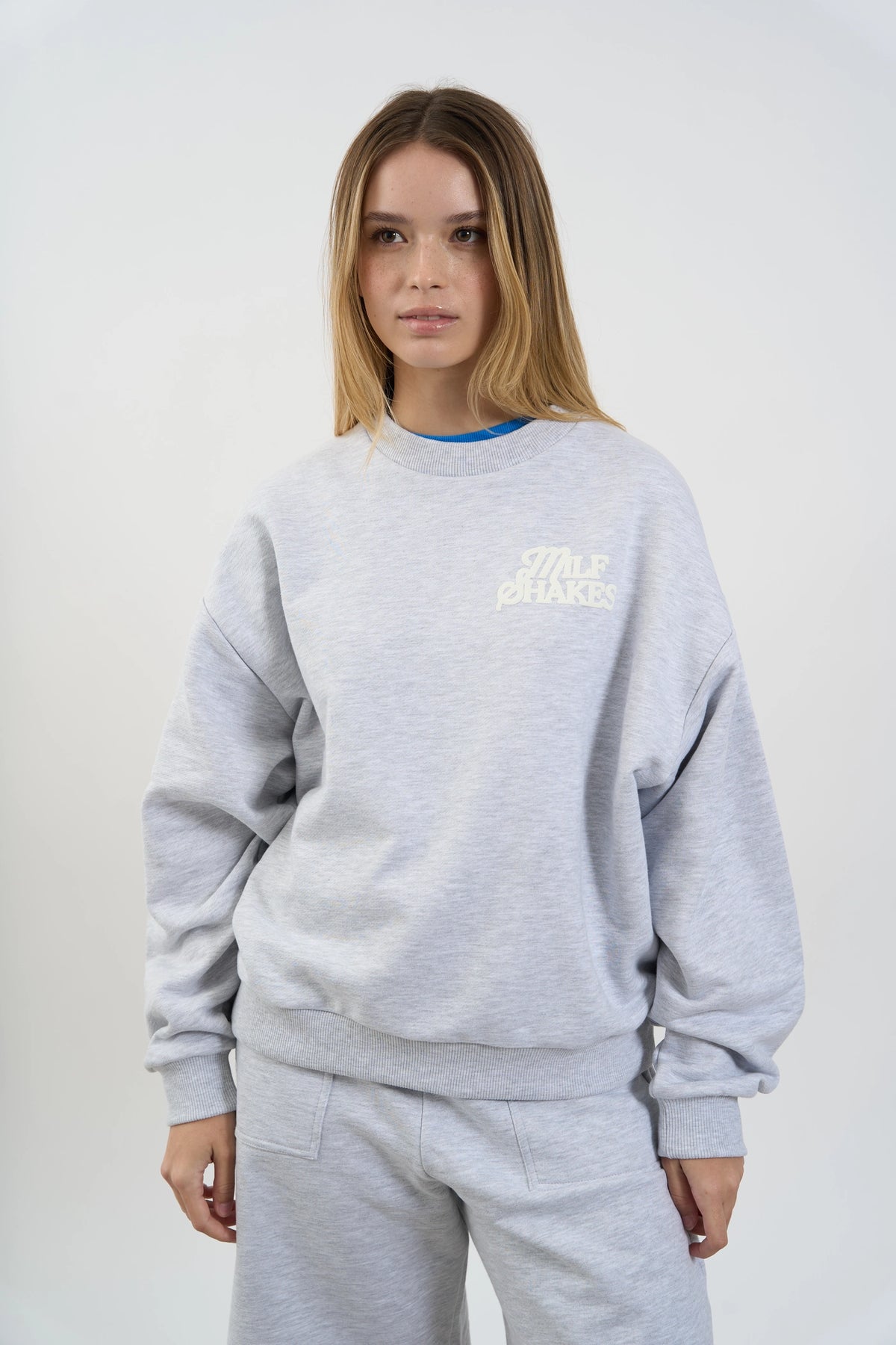 MS GREY CREWNECK