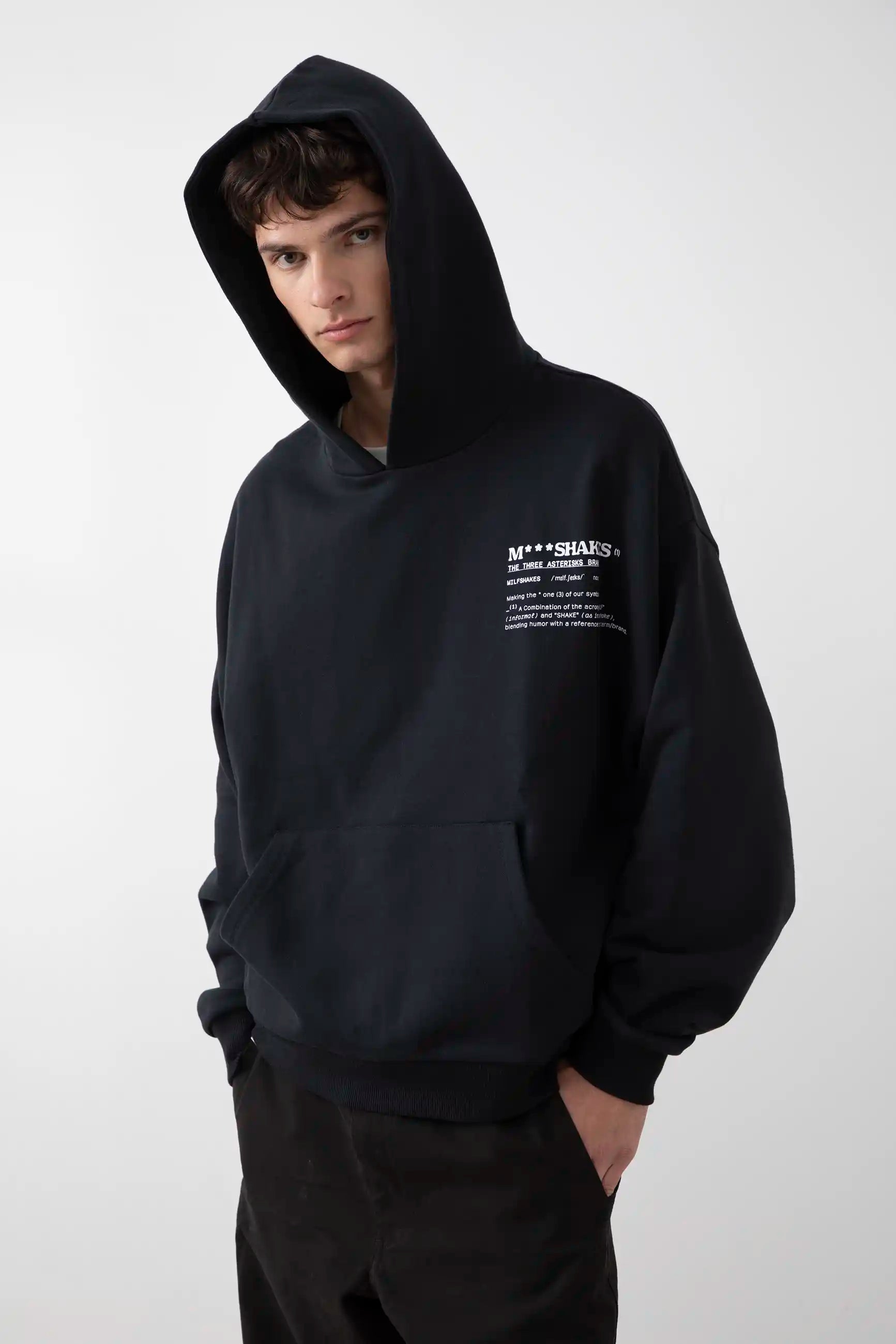 *** HOODIE BLACK